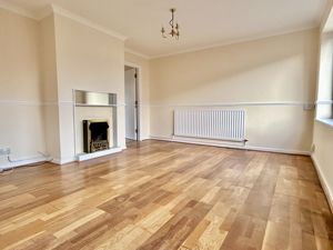 Lounge- click for photo gallery